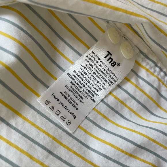 Aritzia TNA Landis Striped Button-Up - Picture 5 of 5